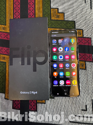 Samsung Z flip 4